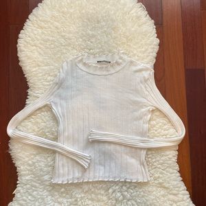 Zara Long Sleeved Ribbed Mock Turtleneck Size Small